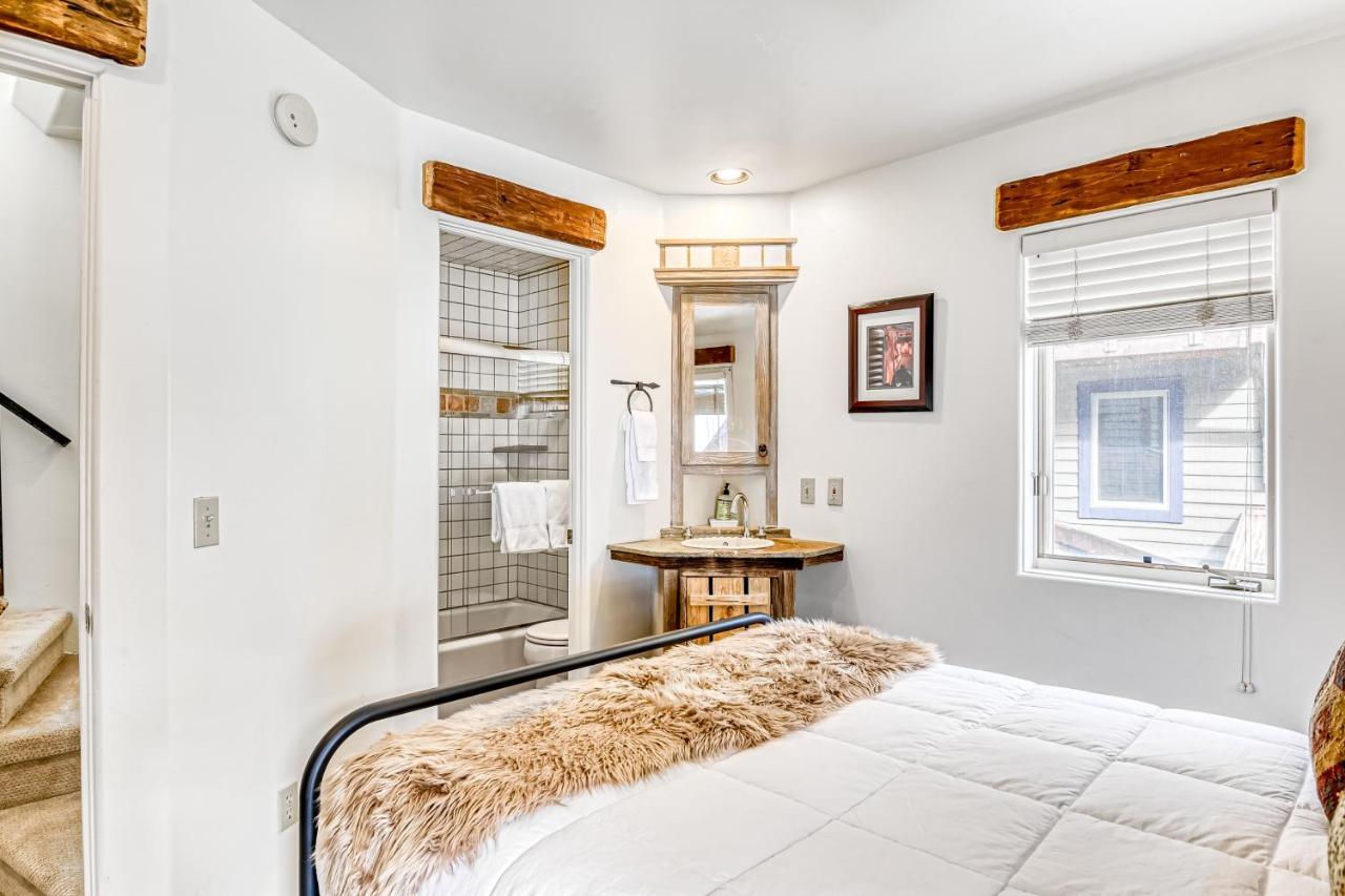 Double Diamond Ski-In/Ski-Out Chalet เทลลูไรด์ ภายนอก รูปภาพ